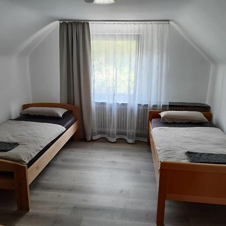 Apartments Zum Stillen Winkel Niederbreitbach Екстериор снимка